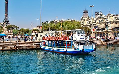 Las golondrinas boat trip barcelona