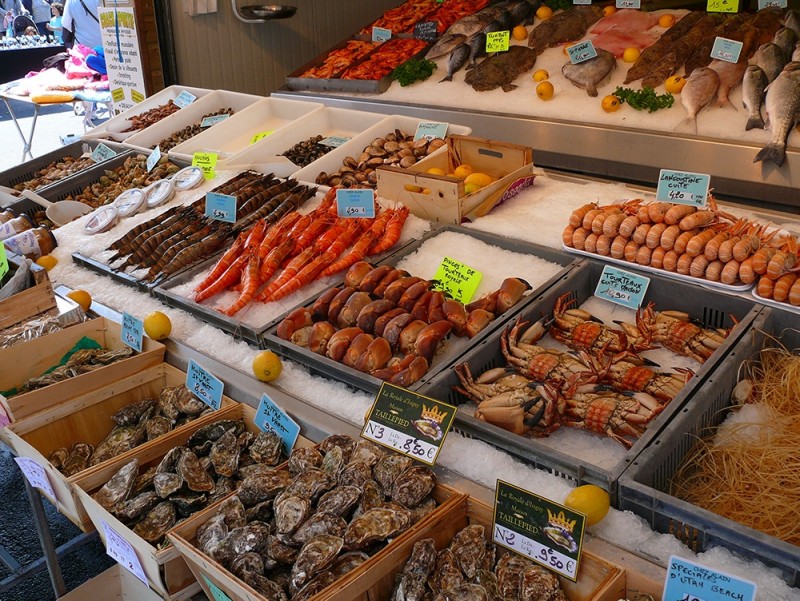 l_french-school-trips-poissonnerie-2