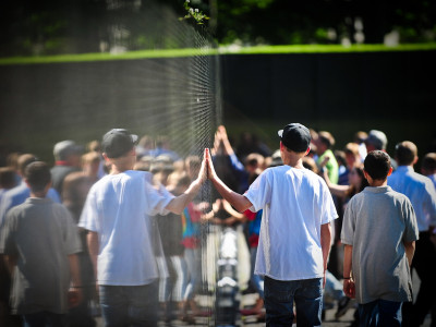 m_school-trip-to-washington-vietnam-veterans