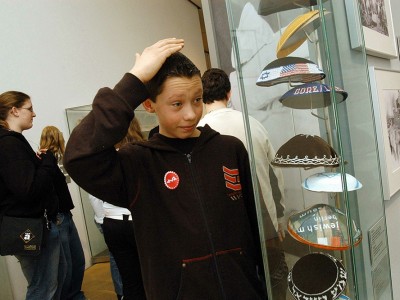 m_school-trips-abroad-jewish-museum-2