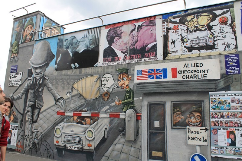 l_german-school-trips-east-side-3 gallery berlin