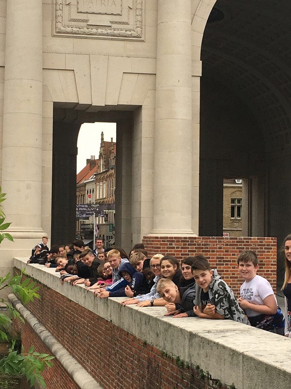 l_school-trip-organisers-menin-gate-1