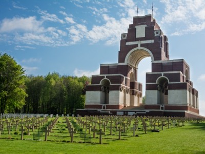 m_history-school-trips-thiepval WWI trip to Ypres and Somme by coach: 2 days, 1 night