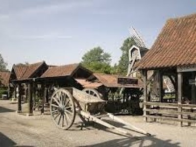 m_school-educational-trip-france-st-joseph-village-1