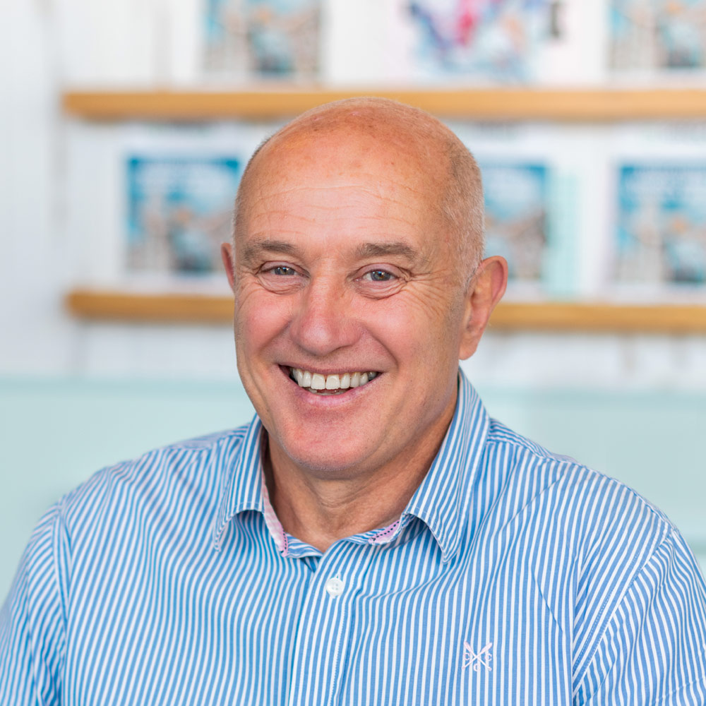 Select-TA-Headshots-Brighton-2025-Mark